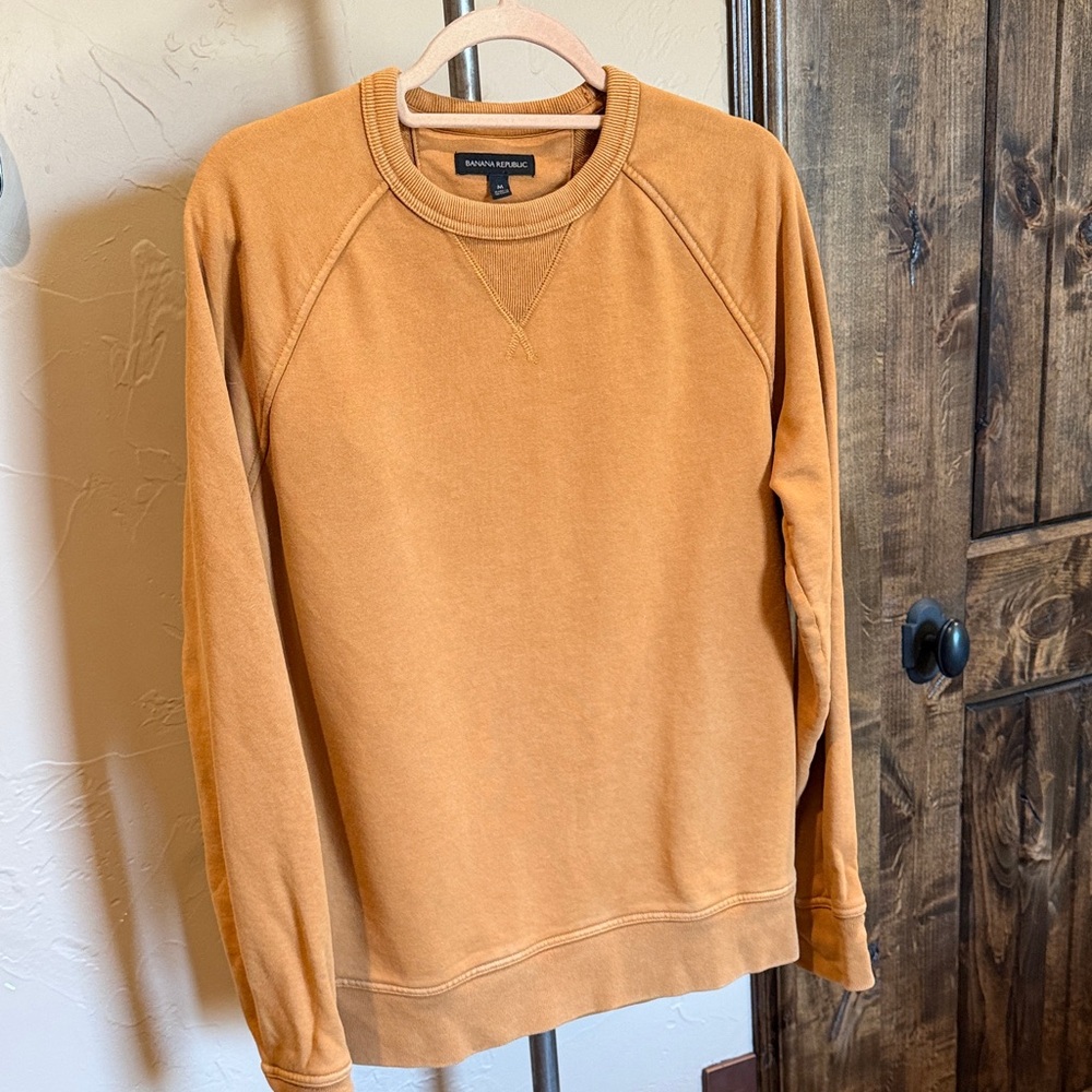 Banana Republic Men's Crewneck Sweatshirt in Warm Mustard